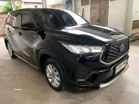 TOYOTA INNOVA ZENIX V MODELISTA HYBRID 2.0  AT 2023 Hitam  B1066HKW