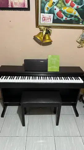 Digital Piano Yamaha Arius YDP 145 Likenew