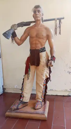 Patung Indian full body