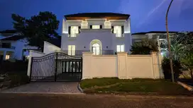 Rumah mewah private pool view bagus dan siap huni