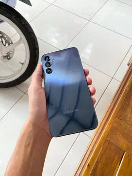 Samsung a24 8/128 Black