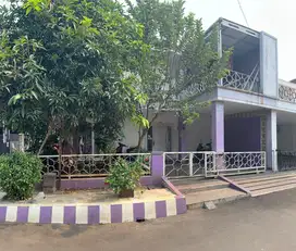 Rumah Dua Lantai Hook Dijual di Komplek Jatiwaringin Pondok Gede Bekas