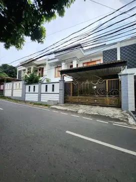 Dijual Rumah Siap Huni Non Komplek Di Duren Sawit Jakarta Timur