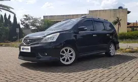 TDP 5,JT Nissan Grand livina 1.5 XV Highway Star Bensin-AT Hitam 2012
