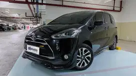 TDP 8,JT Toyota Sienta 1.5 Q Bensin-AT Hitam 2016