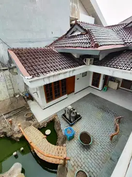 DIJUAL RUMAH MEWAH DI LINGKUNGAN ELIT Dharmahusada Indah Surabaya