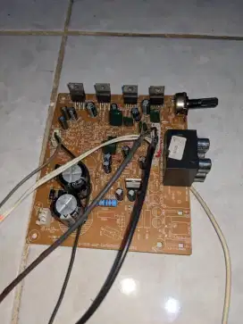 Amplifier copotan Polytron 2.1