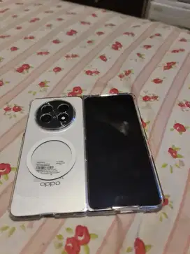 Oppo Find N5 mulusss baru 1 minggu
