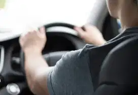 Mencari supir di Karawachi Lippo Village