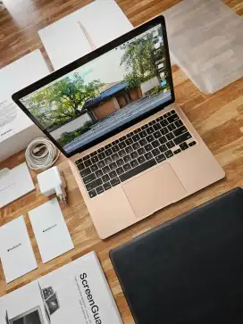 MACBOOK AIR M1 256 gb GOLD LIKE NEW MULUS FULLSET + Bonus Apple