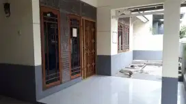 Jual Rumah Hook Dan Siap Huni 2 Lantai Di Harapan Indah 1 Bekasi.