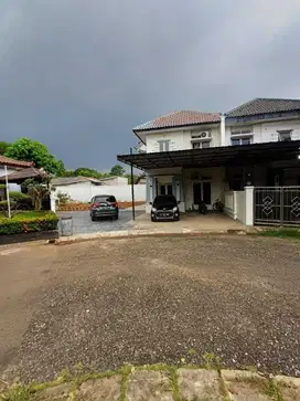 Dijual Rumah Hoek Siap Huni di  Taman kenari Nusantara Cibubur