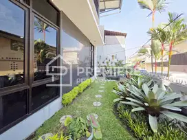 Rumah siap huni minimalis di Taman Kopo Indah 2