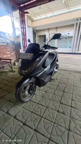 honda pcx abs type tertinggi