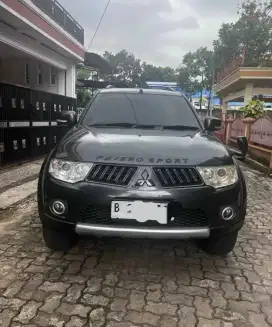 Pajero sport 2011 exceed A/T