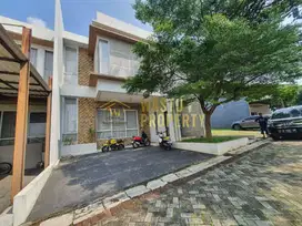 RUMAH MEWAH DIJUAL DI PONDOK CABE TANGERANG SELATAN