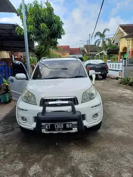 TOYOTA RUSH SUV - AT