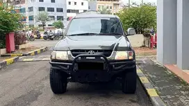 Toyota Hilux Tiger CBU Double Cabin MT Manual 4x4 2004/05 Antikk