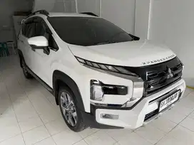Xpander 1.5 Cross Automatic 2023 Putih
