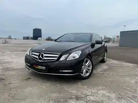Mercy E200 1.8 Coupe A/T 2011 Hitam,KM 13 RB