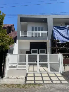 DiJUAL Rumah Baru Minimalis di Tenggilis