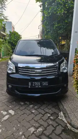 Toyota NAV 1 2.0 V Limited Th.2016