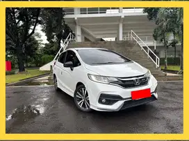 (CASH) Honda Jazz RS 2019 A/T PAJAK PANJANG