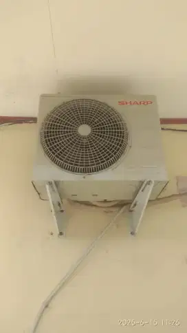 AC Sharp ½pk  .