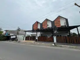 RUMAH 2 LANTAI LOKASI TANJUNG REJO UK 6X18,8