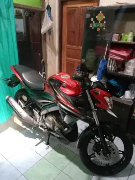 Jual lagi butuh biaya sekolah