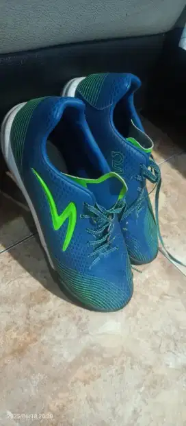 Sepatu Futsal Specs LS Omega FG / UK 42
