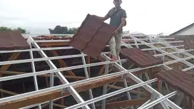 Rangka baja ringan