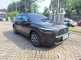 Low KM Toyota Corolla 1.8 Cross Hybrid Bensin-AT 2021 HFC