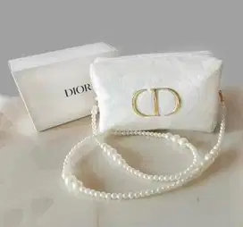 Vip Gift Tas Selempang Silver Mewa