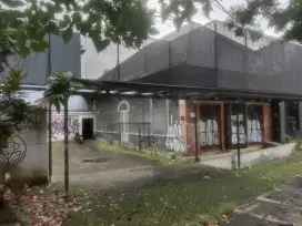 DISEWAKAN TEMPAT USAHA EX.UPNORMAL DI MAINROAD JL CIHAMPELAS BANDUNG