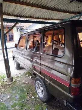 Toyota Kijang 1989 Bensin
