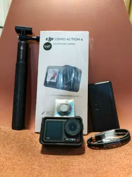 DJI Osmo Action 4 -Action Camera 1/1.3 inch -Adventure Combo