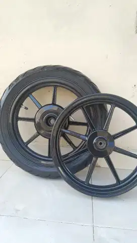 Velg Vario 125/150 ORI masih mulus tanpa lecet