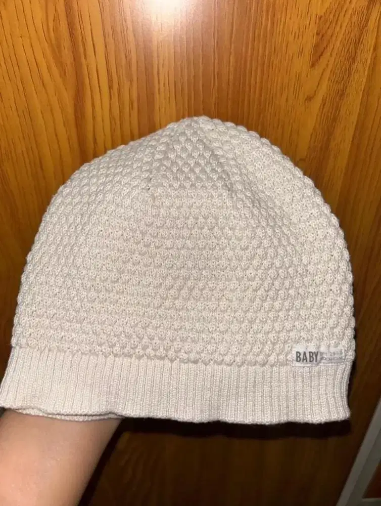 Topi Bucket Hat Rajut Anak Warna Cream Merk Hnm (Original)