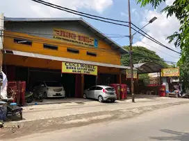 Dijual tempat usaha jalan raya tenggilis coock untuk bengkel,cafe,rest