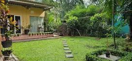 Dijual cepat rumah super bagus lokasi samping tol alam sutera Aurora