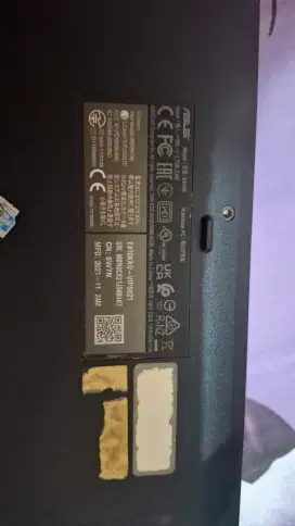Laptop asus model e410 k tahun 2022
