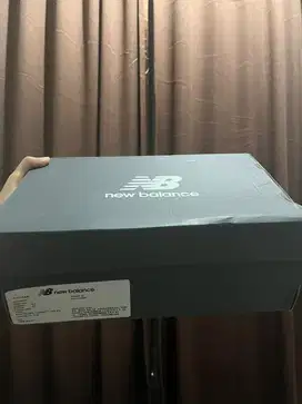 DIJUAL SEPATU BARU ORI NEW BALANCE 574 size 40