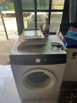 Dijual pengering pakaian fogia 10,5 kg