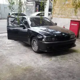 Bmw 520i modif M5