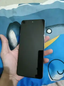 Infinix zero 2023 5G 8+256 normal HP aj BS tt