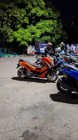Motor nmax old ganteng