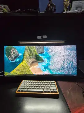 PC Middle Gaming + Monitor Ultrawide