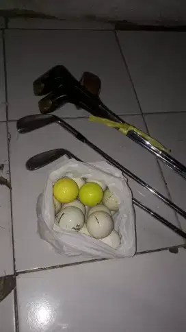 Jual stikgolf ada 5batang +bola 14biji jual cepet