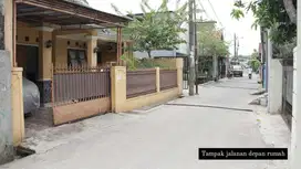 DI JUAL RUMAH TERAWAT DAN LUAS KEDAUNG PAMULANG